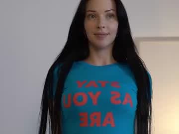 soft energy, pretty eyes & exclusive attention ✨ // GOAL: open jeans+ caress yourself lying down [90 tokens left] #new #natural #young #shy #bigboobs